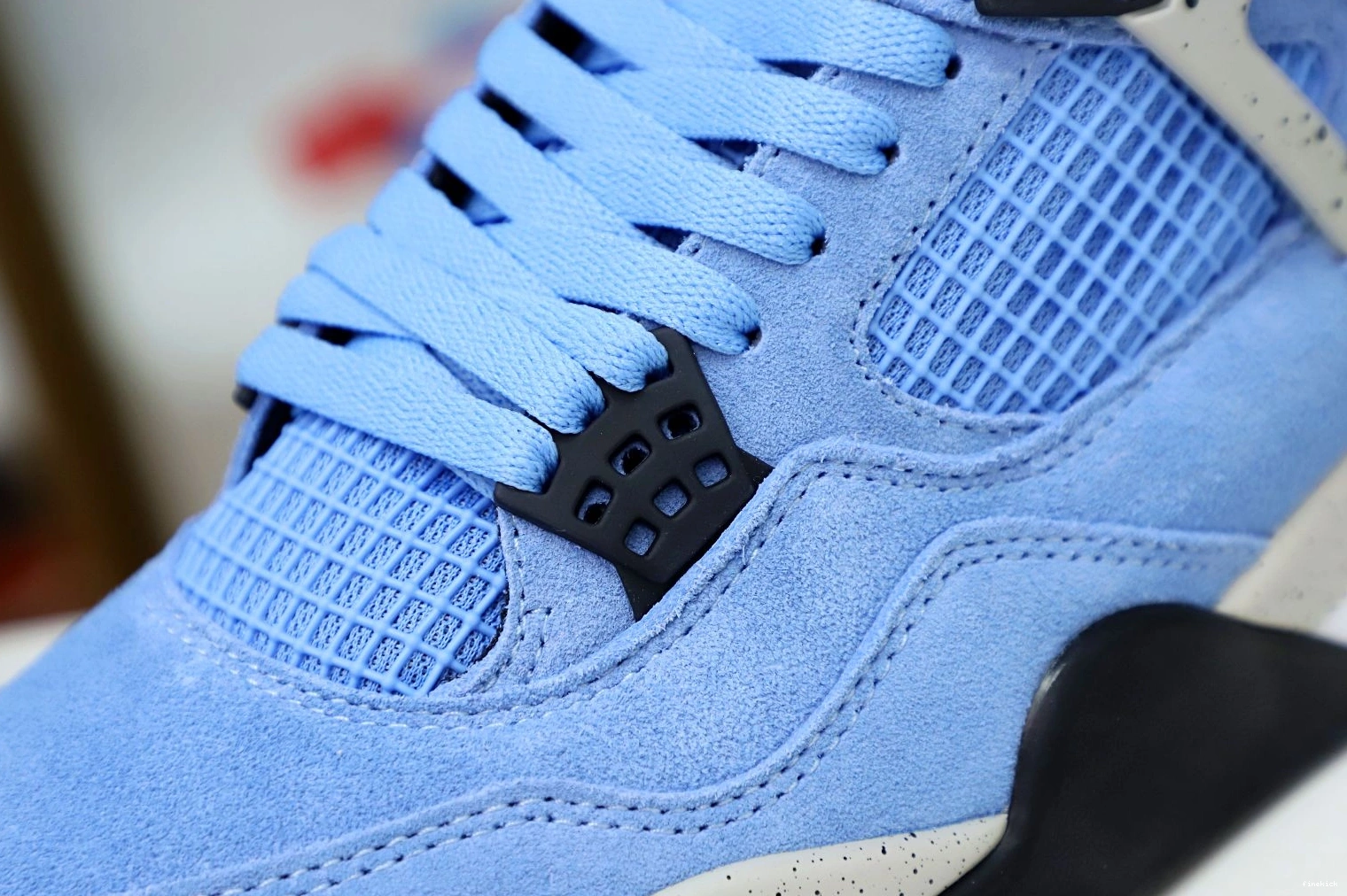 JORDAN 4 BLUE UNIVERSITY AIR 0209